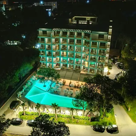 度假村 Fllad & Durres