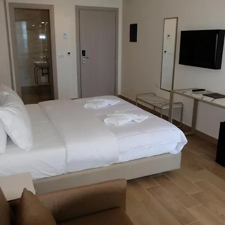 度假村 Fllad & Durres 格勒姆