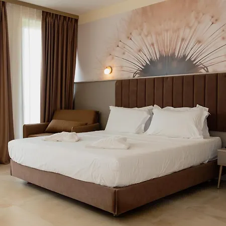 Rezort Fllad & Durres 5*