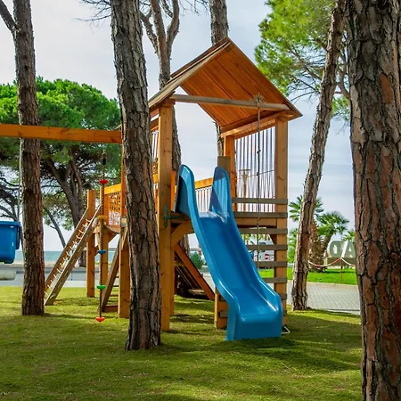 度假村 Fllad & Durres