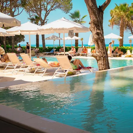 Resort Fllad & Durres 5*
