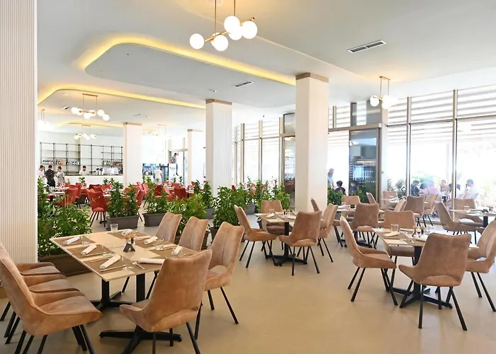 Fllad & Durres 5* 格勒姆