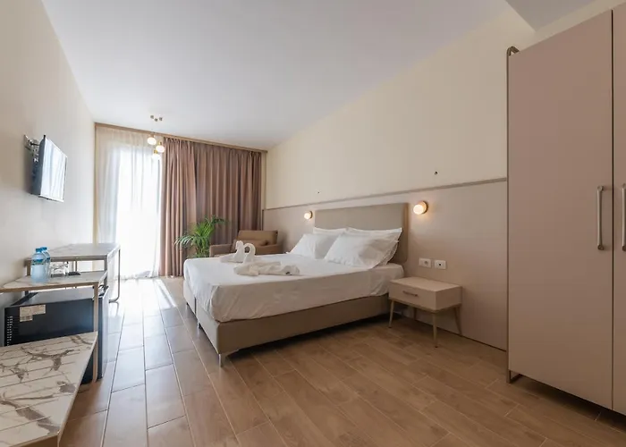 Fllad & Durres 格勒姆