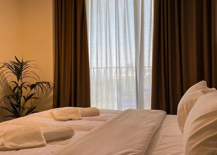 Fllad & Durres 5* 格勒姆