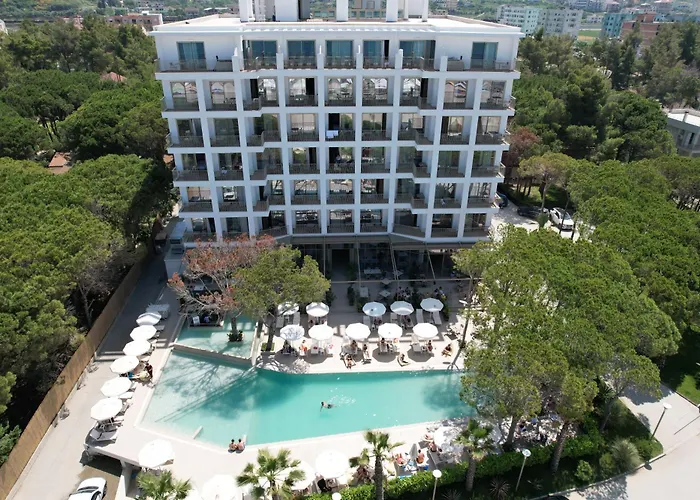 Fllad & Durres 度假村 格勒姆