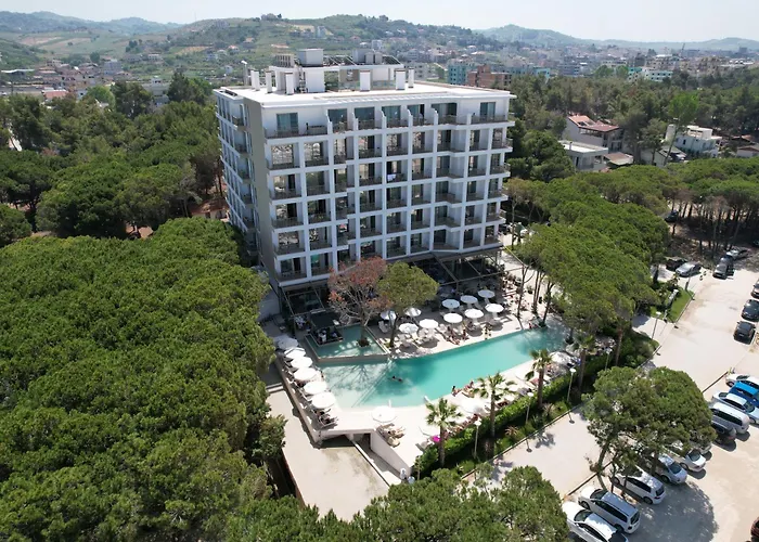 度假村 Fllad & Durres 格勒姆